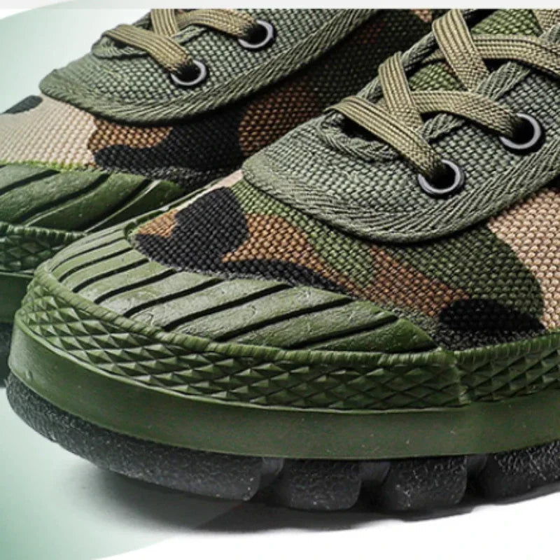 Men's Printed Grip Trainers