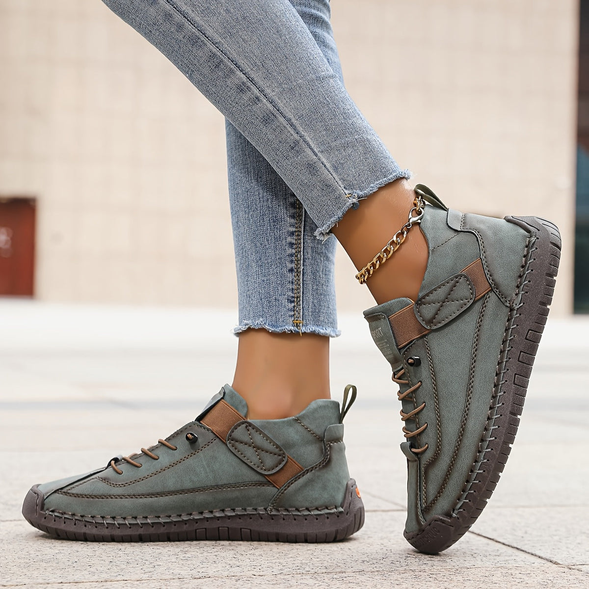 Women's Renée Orthopedic Comfort Sneakers