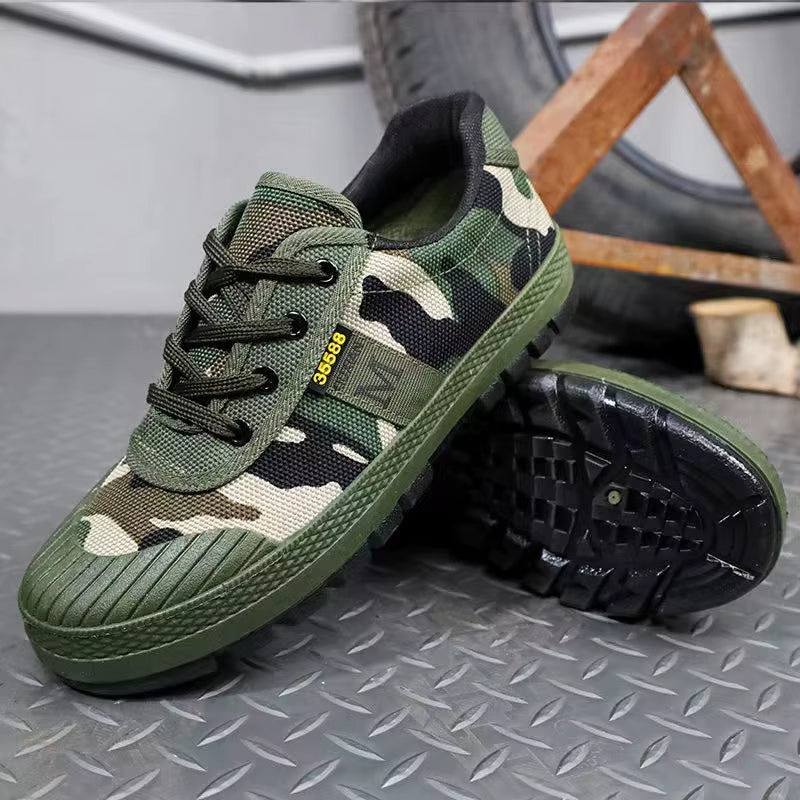 Men's Printed Grip Trainers