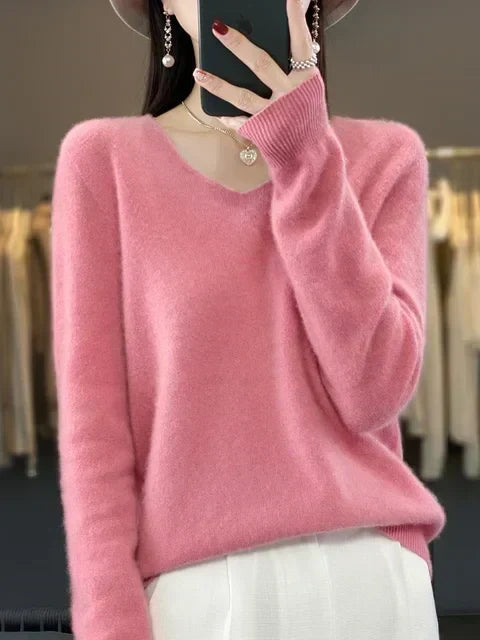 Women's Relaxed V-Neck Jumper