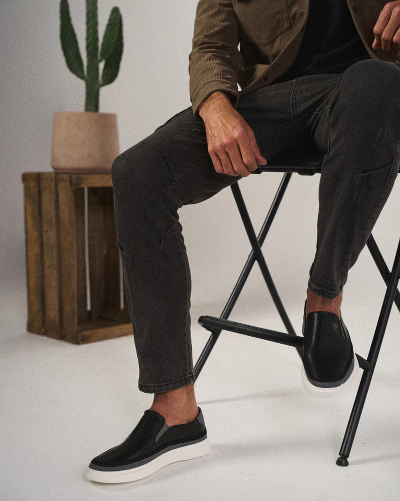 Men's Lightweight Slip-On Trainers