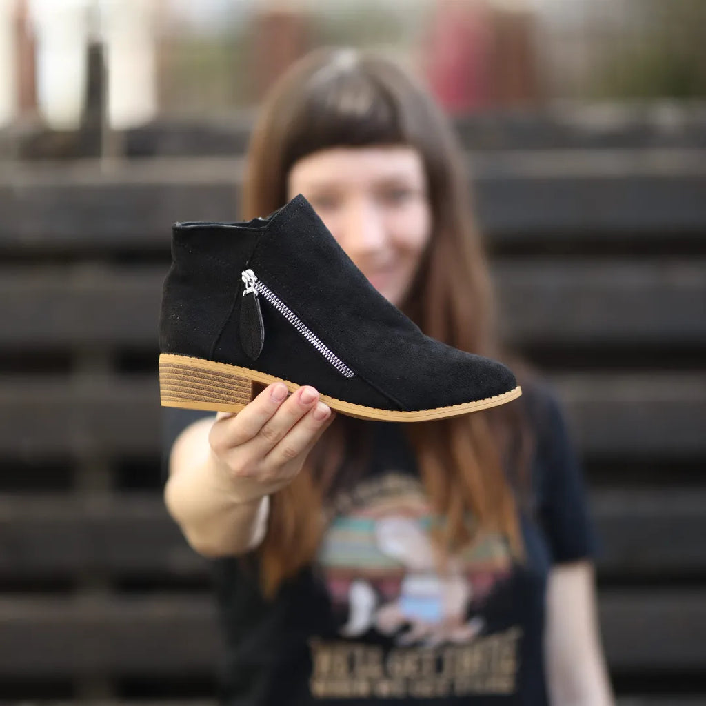 Women's Tassel Zip-Detail Ankle Boot