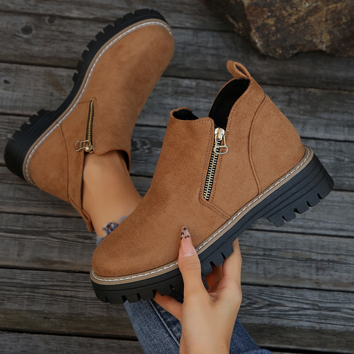 Women's Side-Zip Platform Boots