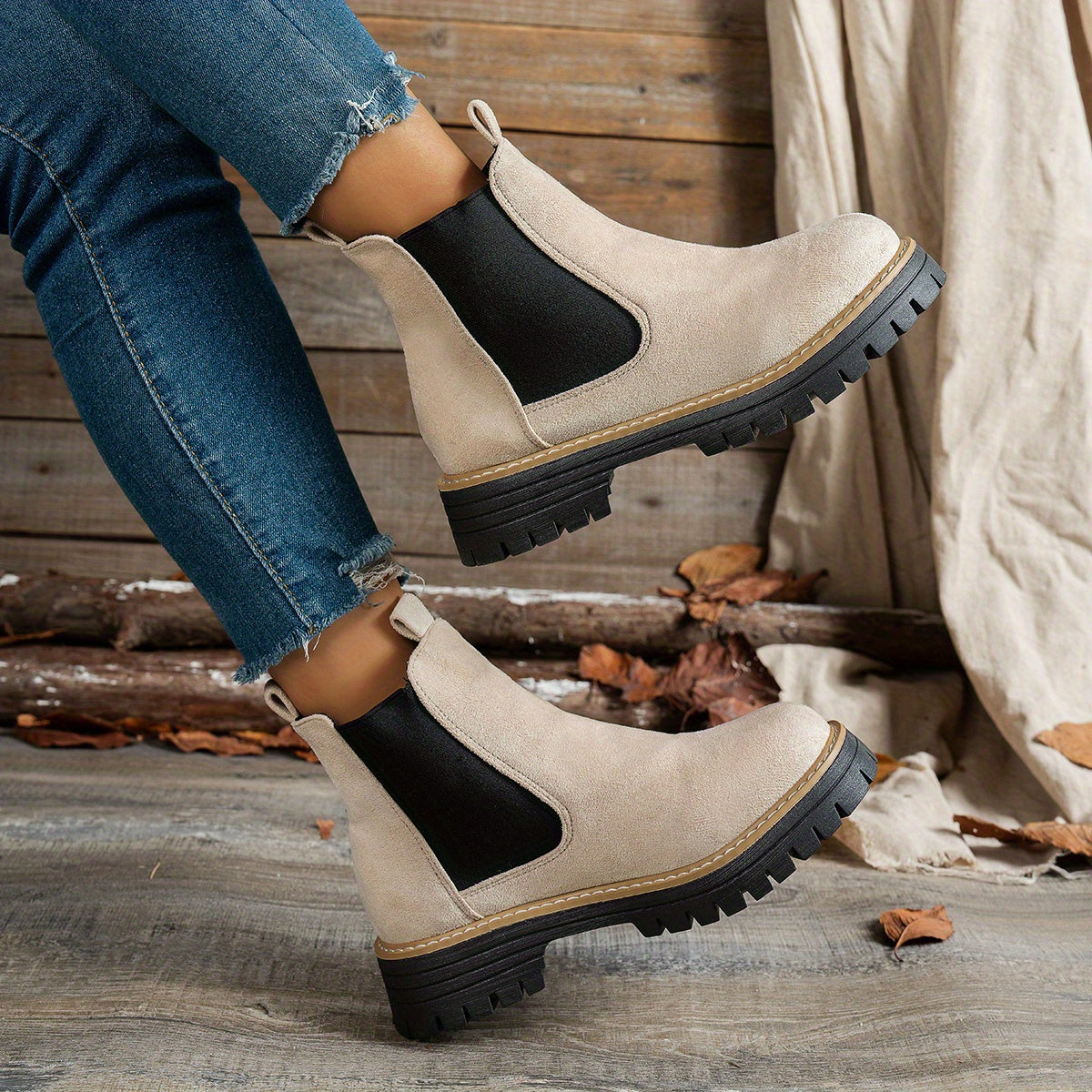 Women's Platform Chelsea Boots