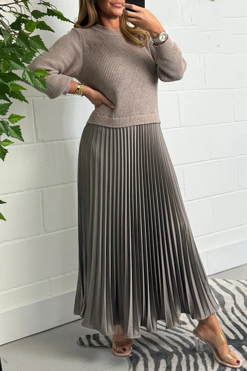 Women's Pleated Knit Midi Dress
