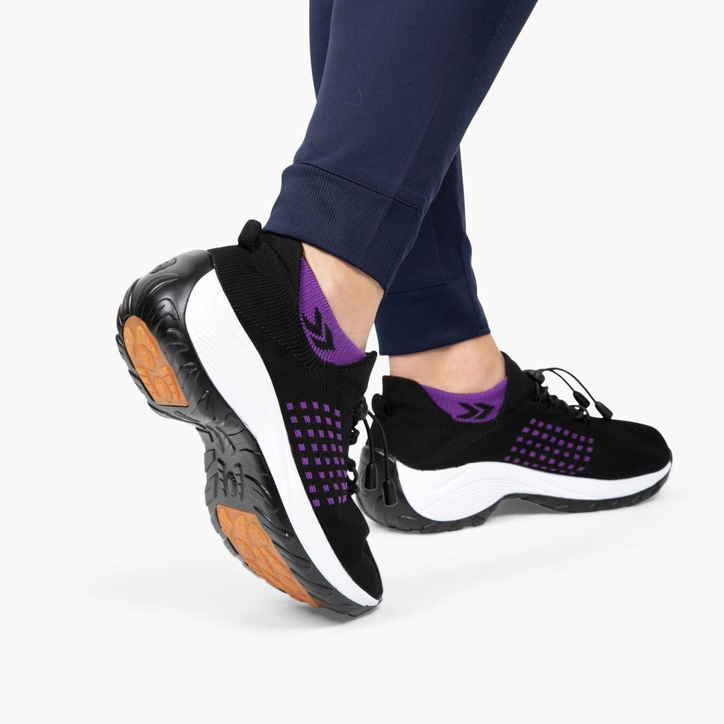 Women's Cushioned Knit Walking Shoes