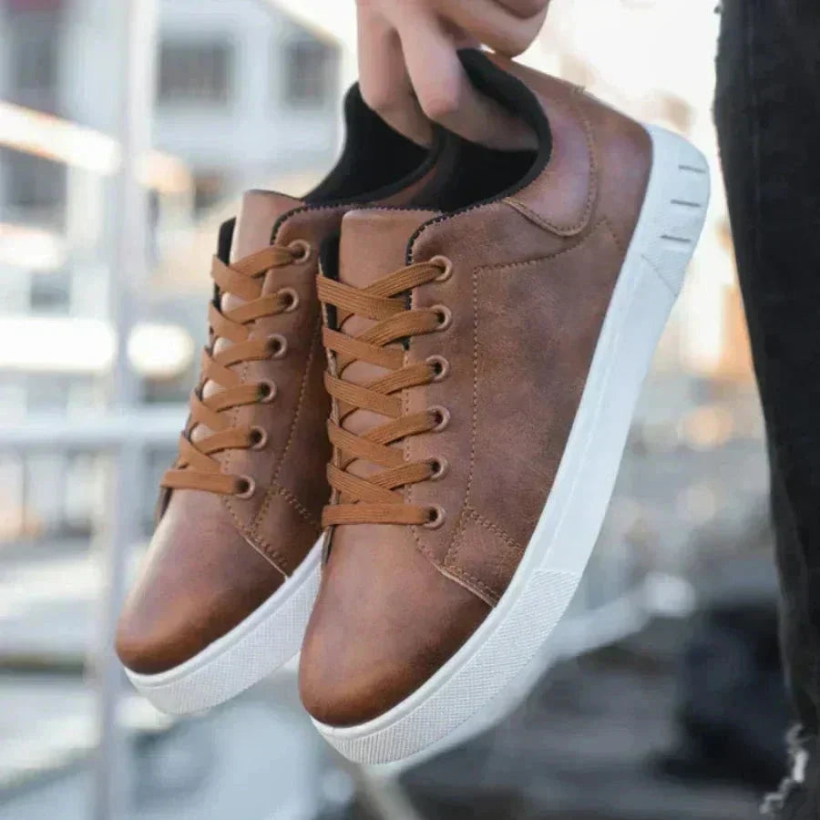 Men's Classic Low-Top Leather Trainers
