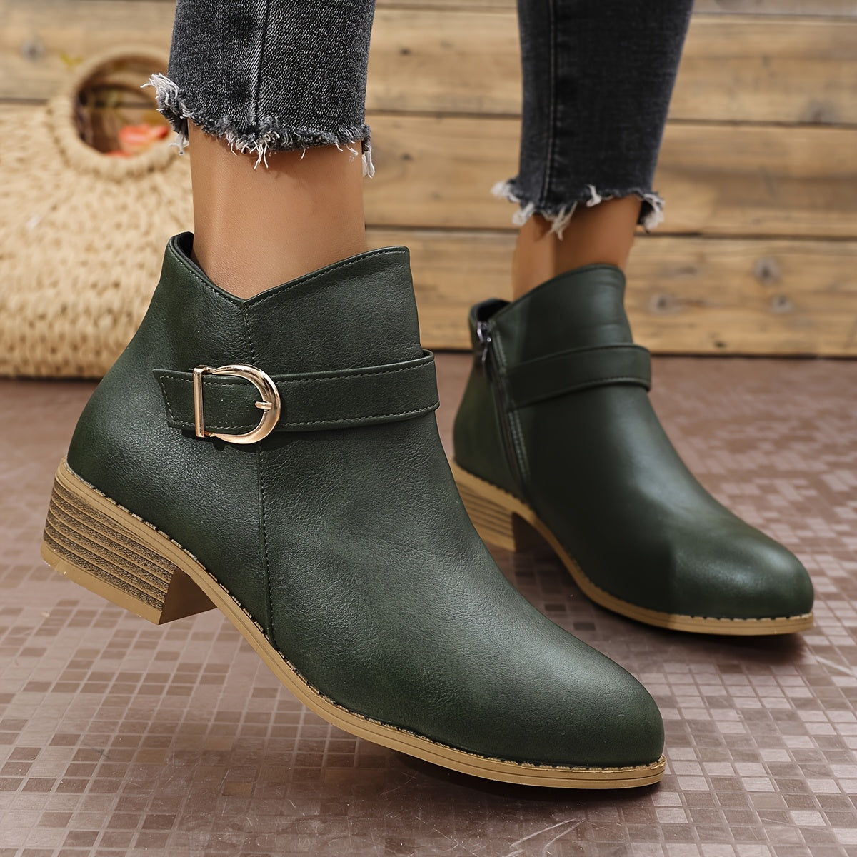 Women's Round-Toe Buckle Boots