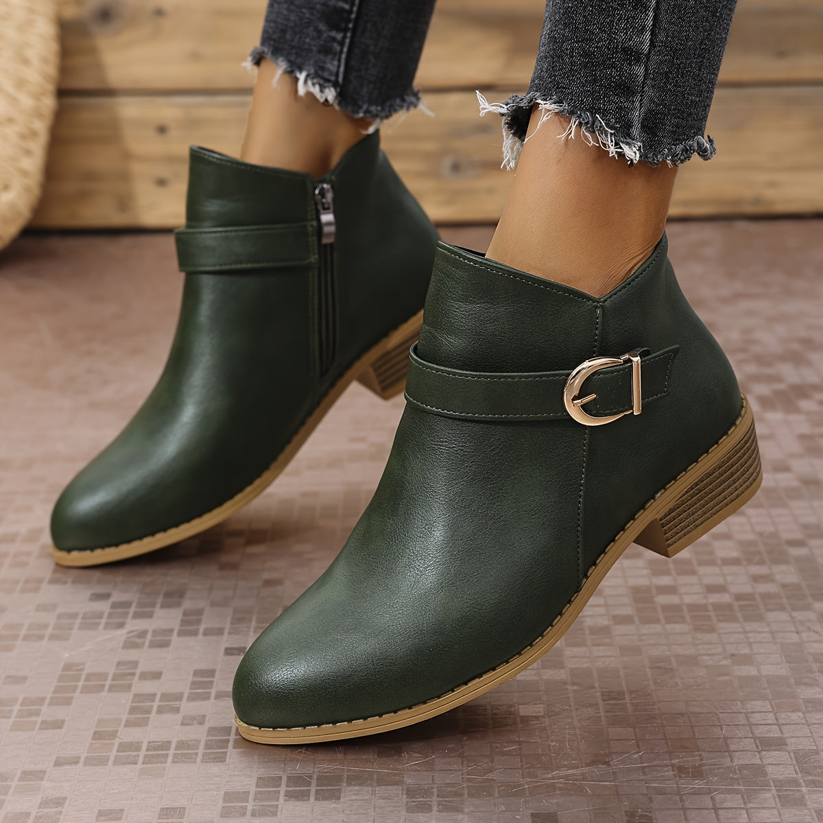 Women's Round-Toe Buckle Boots