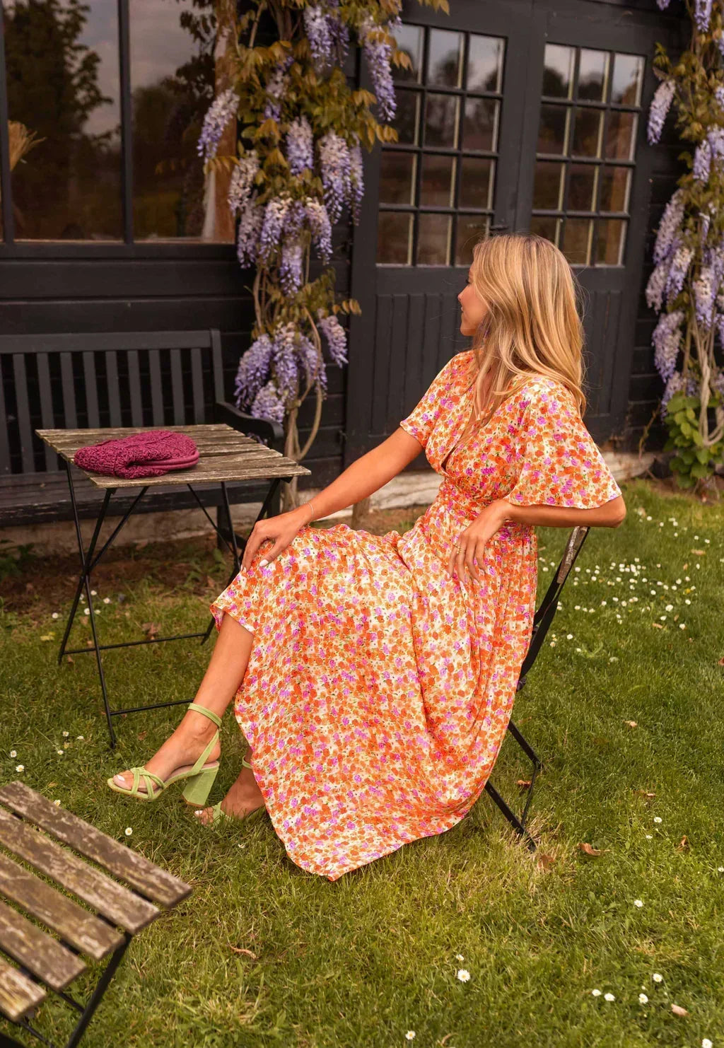 Women's Floral Flutter-Sleeve Maxi Dress