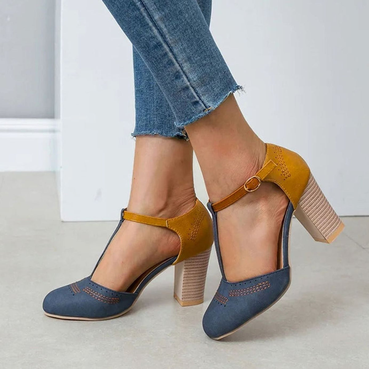 Women's Block Heel T-Strap Orthopedic Shoes