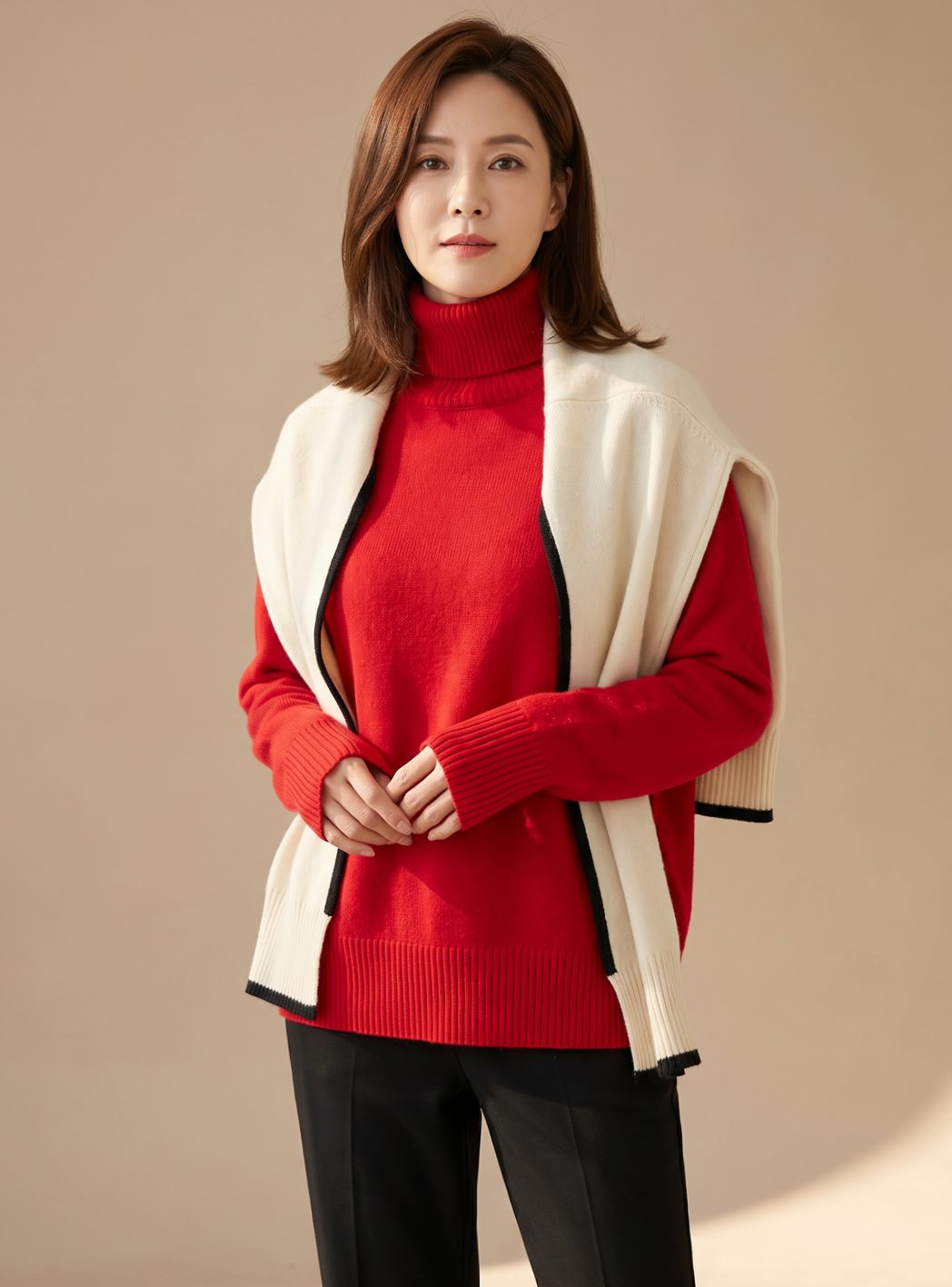 Women's Oversized Turtleneck Jumper