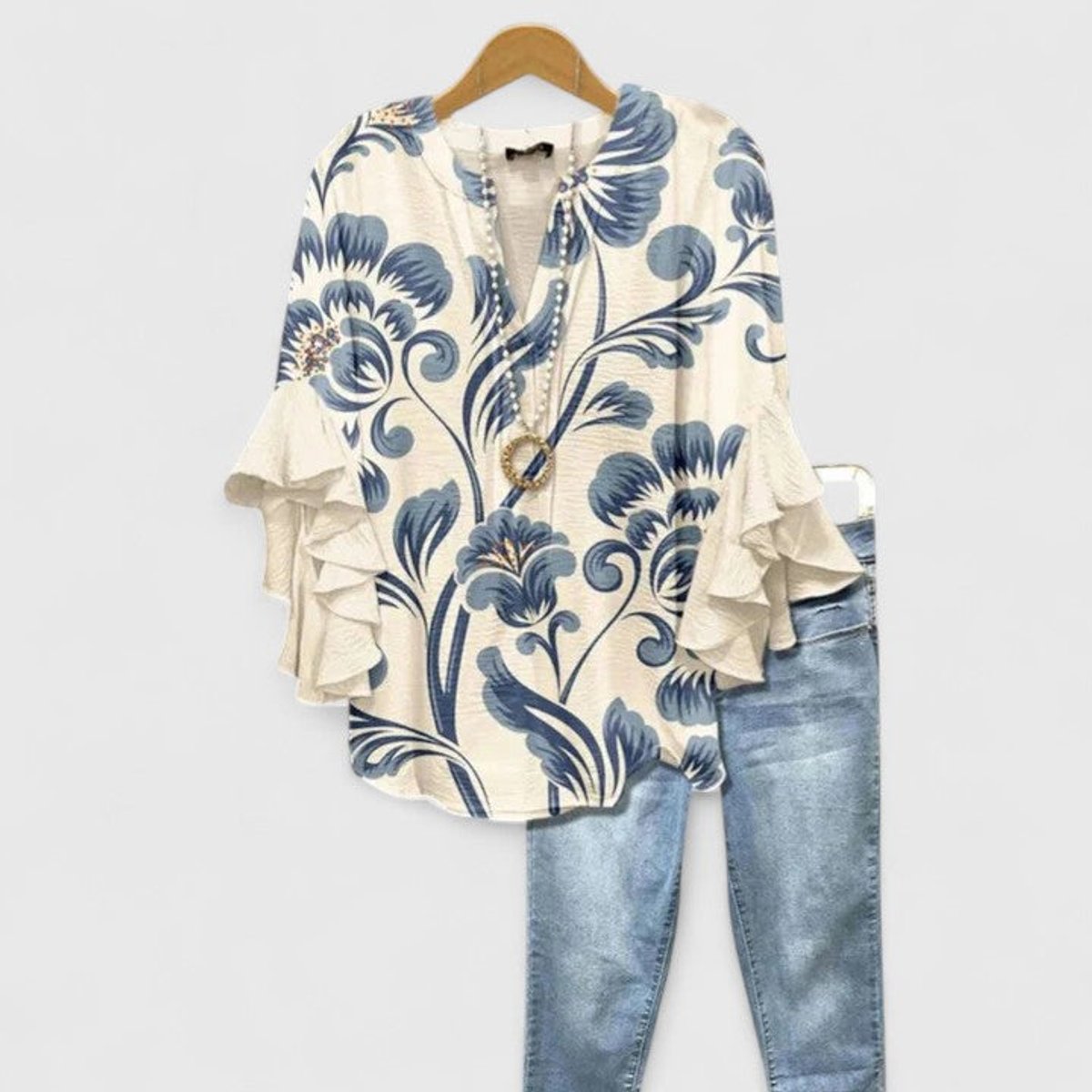 Women's Floral Ruffle-Sleeve Blouse